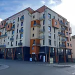 Residence Services Seniors Espace Et Vie Le Mans